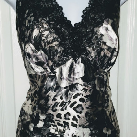 Cache Tops - Cache Black White Animal Floral Print Camisole Med